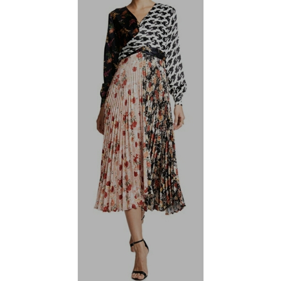 Delfi Collective - Camille Tie Dress - Picture 3 of 8